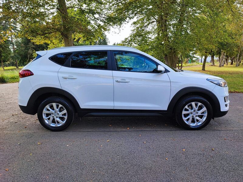 View HYUNDAI TUCSON 1.6 GDi SE Nav Euro 6 (s/s) 5dr