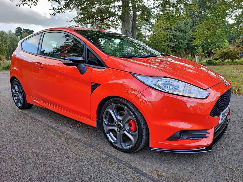 View FORD FIESTA 1.6T EcoBoost ST-2 Euro 5 3dr