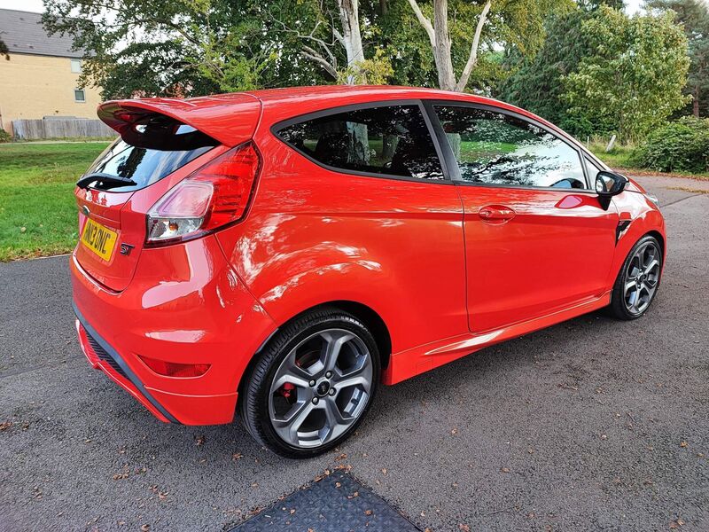 FORD FIESTA