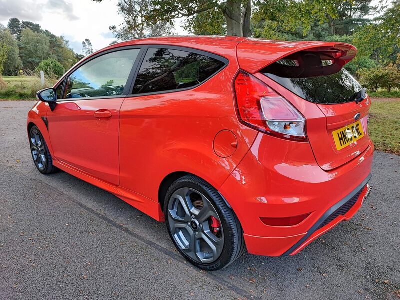FORD FIESTA