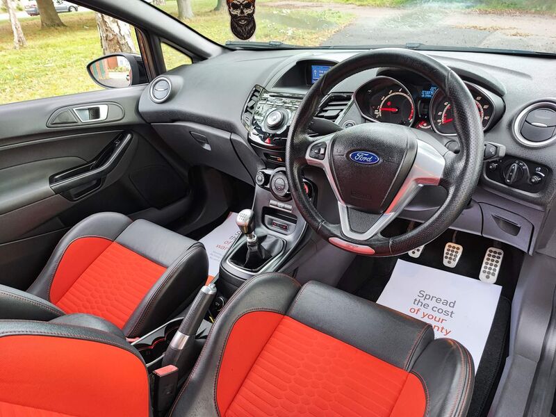 View FORD FIESTA 1.6T EcoBoost ST-2 Euro 5 3dr