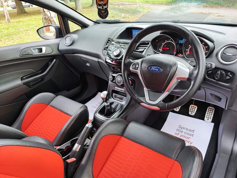 FORD FIESTA