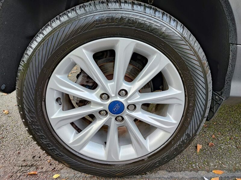 FORD KUGA