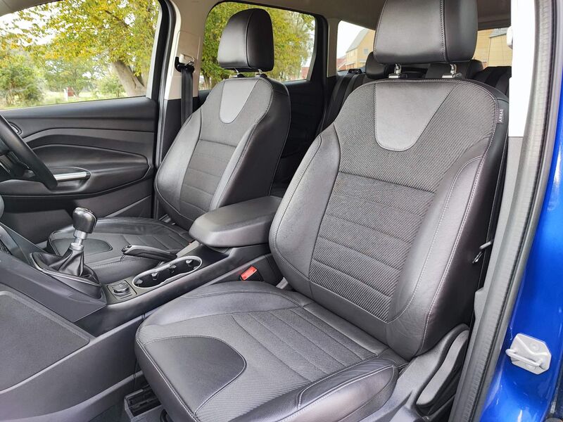 FORD KUGA