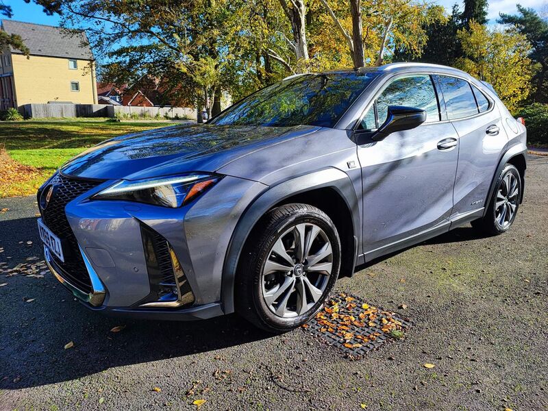LEXUS UX 250H