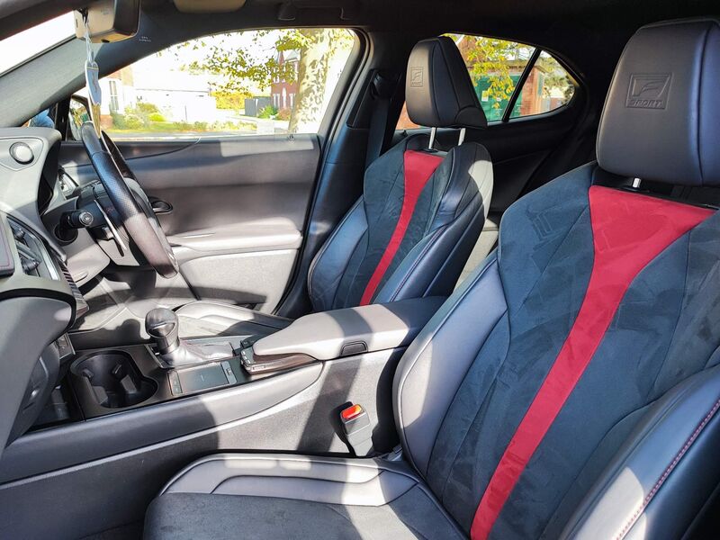 LEXUS UX 250H