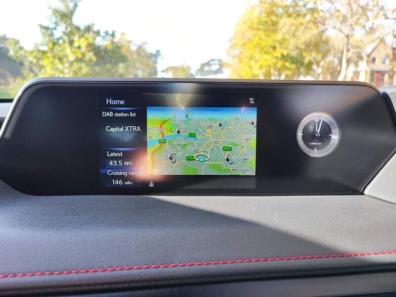 LEXUS UX 250H