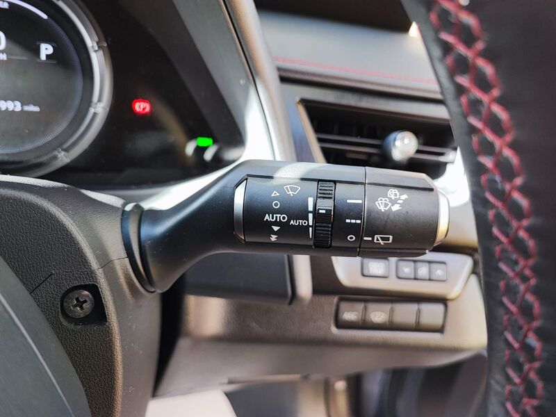 LEXUS UX 250H