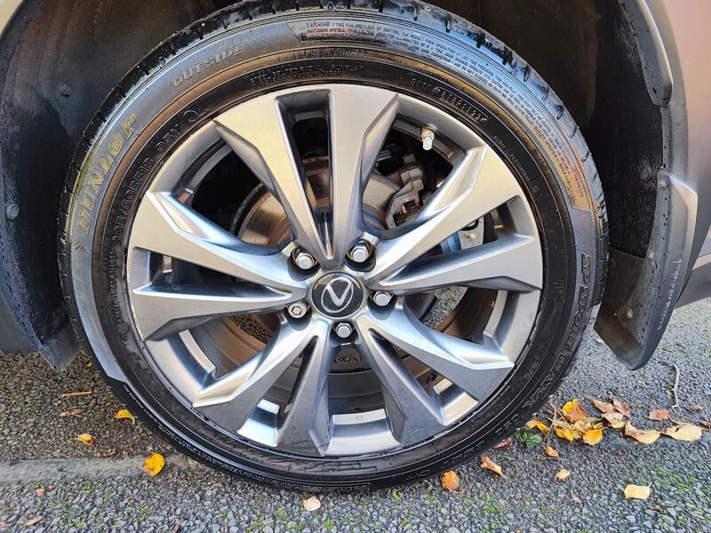 LEXUS UX 250H