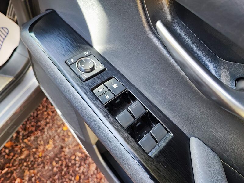 LEXUS UX 250H