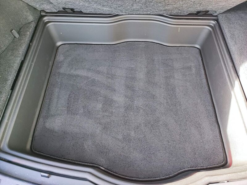 LEXUS UX 250H