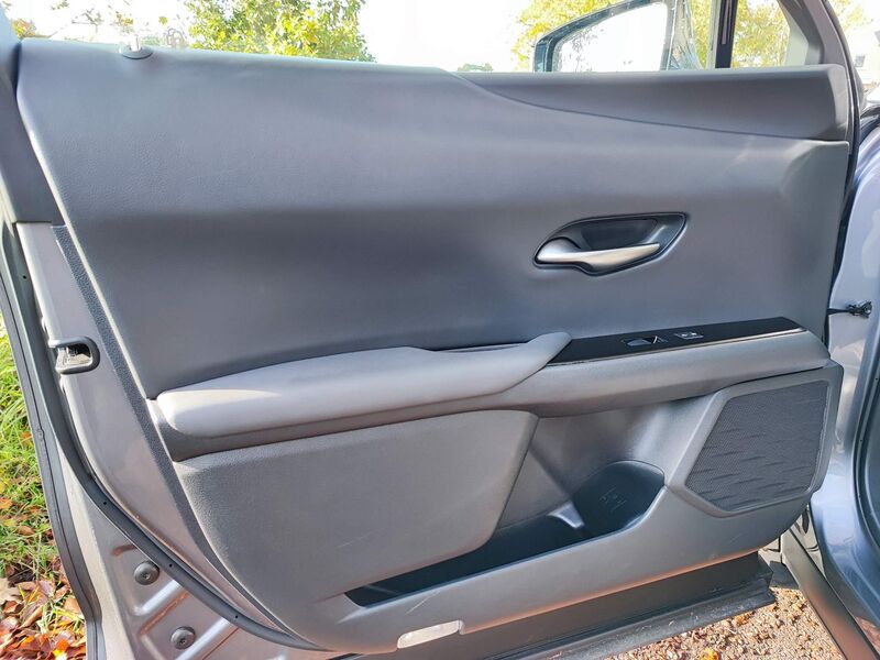 LEXUS UX 250H