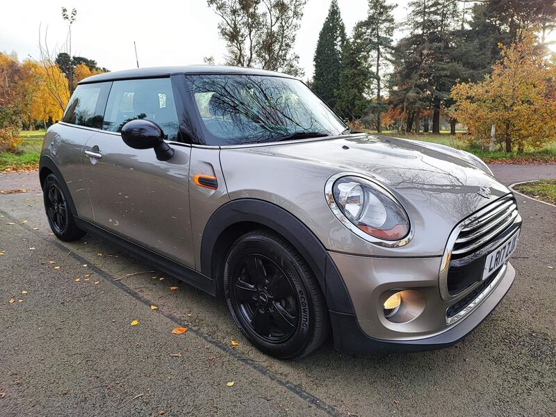 View MINI HATCH 1.5 Cooper Euro 6 (s/s) 3dr