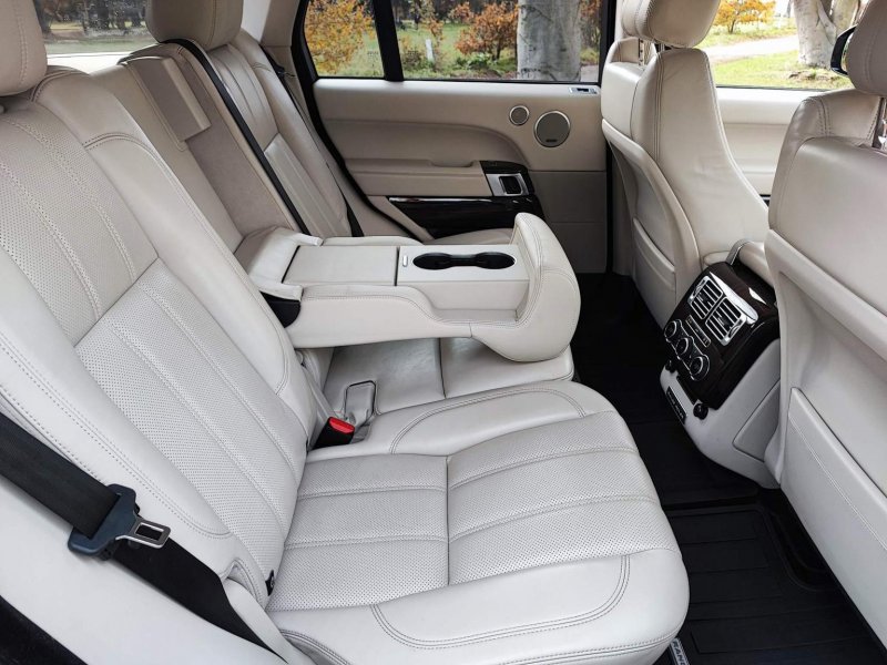 LAND ROVER RANGE ROVER