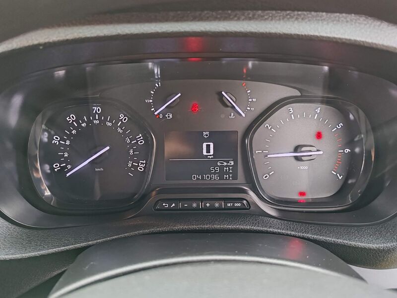PEUGEOT EXPERT