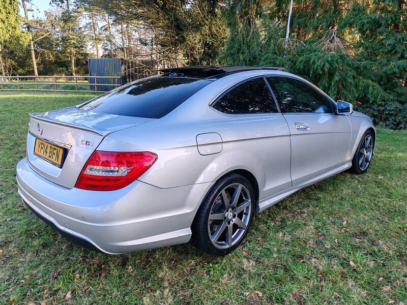 MERCEDES-BENZ C CLASS