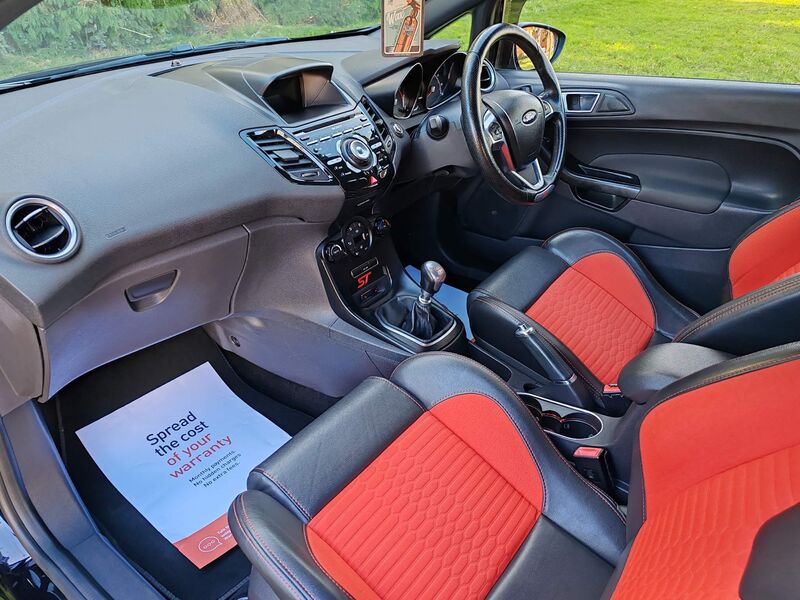 FORD FIESTA