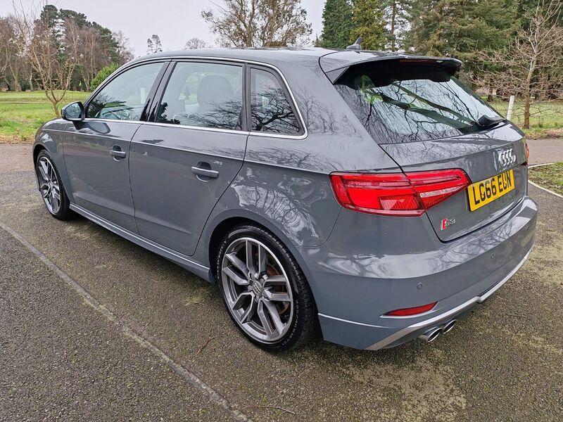 AUDI S3