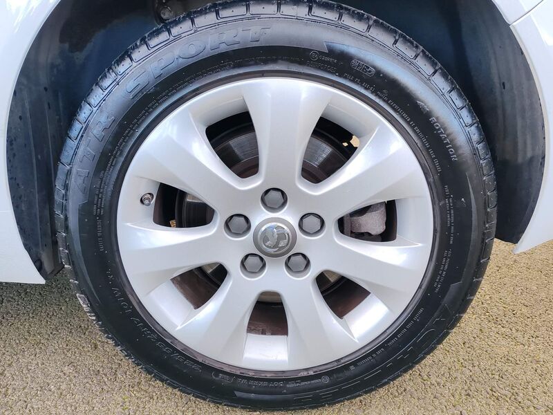VAUXHALL INSIGNIA