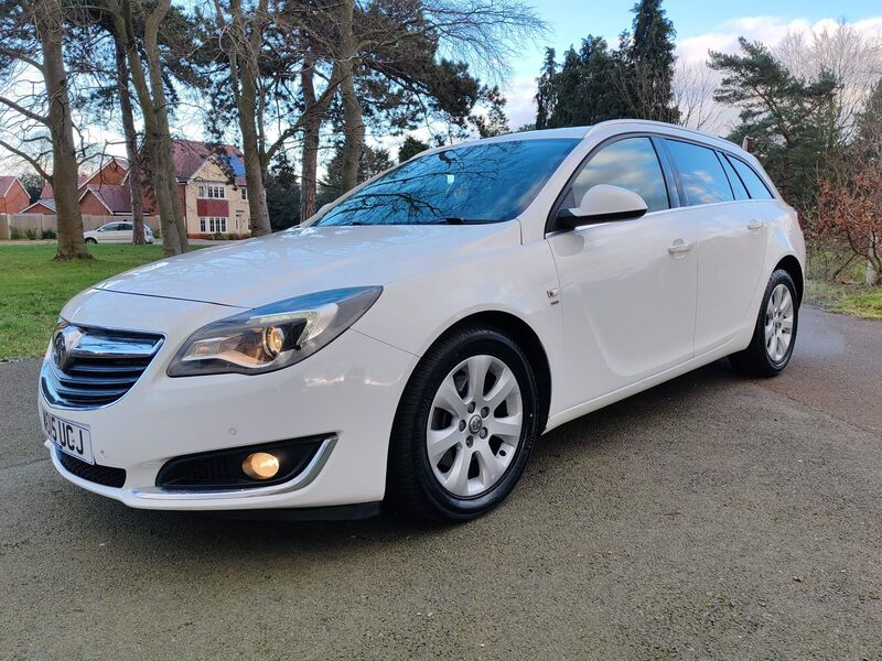 VAUXHALL INSIGNIA