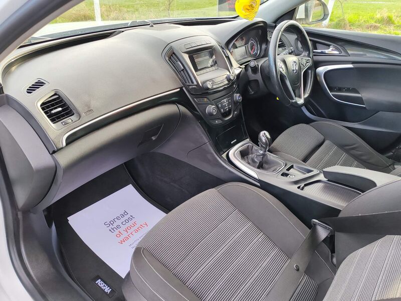 VAUXHALL INSIGNIA