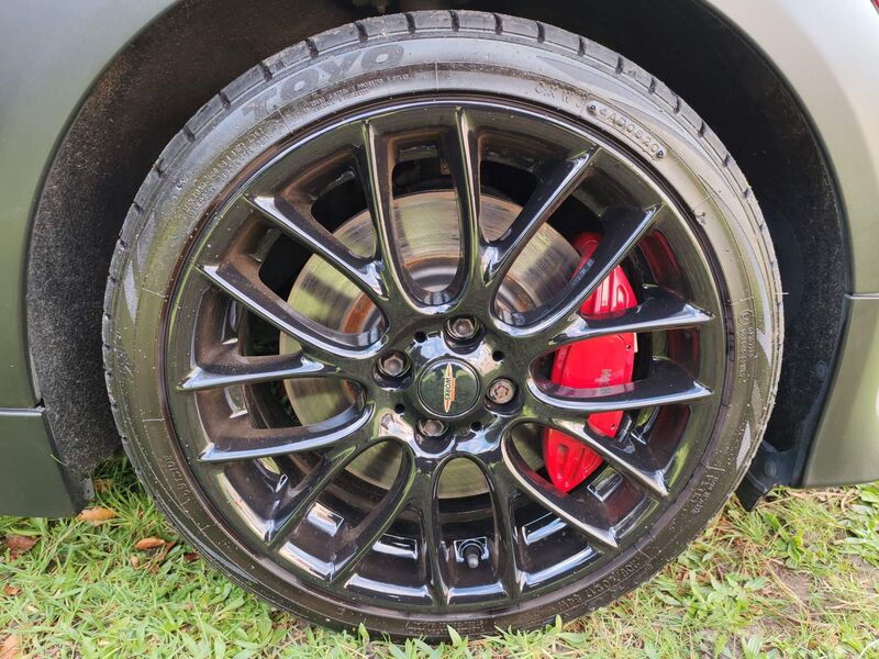 MINI HATCH