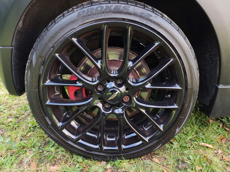 MINI HATCH