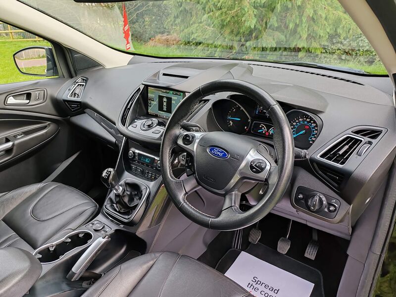 FORD KUGA