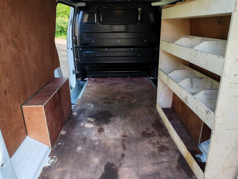 VAUXHALL VIVARO