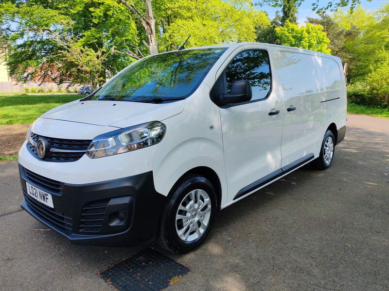 VAUXHALL VIVARO