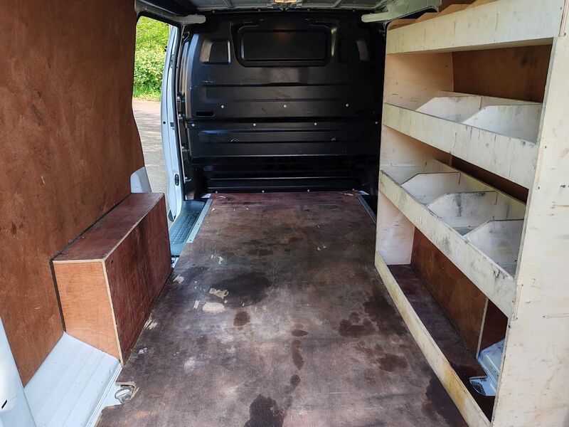 VAUXHALL VIVARO