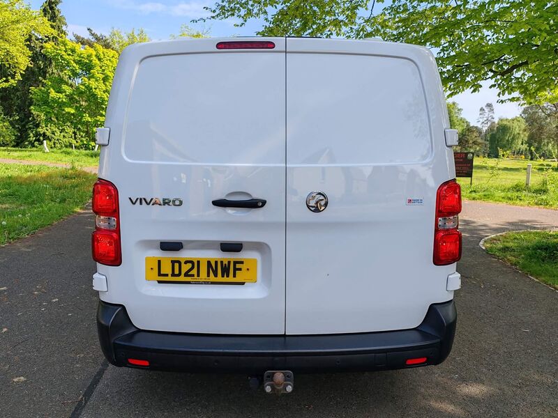 VAUXHALL VIVARO