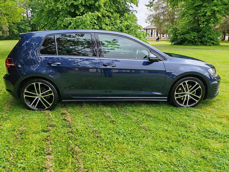 View VOLKSWAGEN GOLF 2.0 TDI BlueMotion Tech GTD Euro 6 (s/s) 5dr