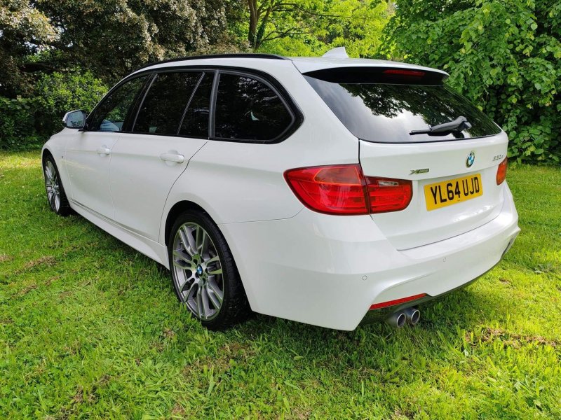 BMW 3 SERIES