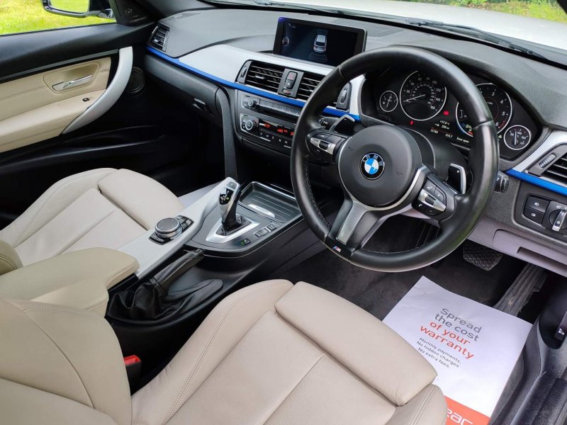 View BMW 3 SERIES 3.0 330d M Sport Touring Auto xDrive Euro 5 (s/s) 5dr