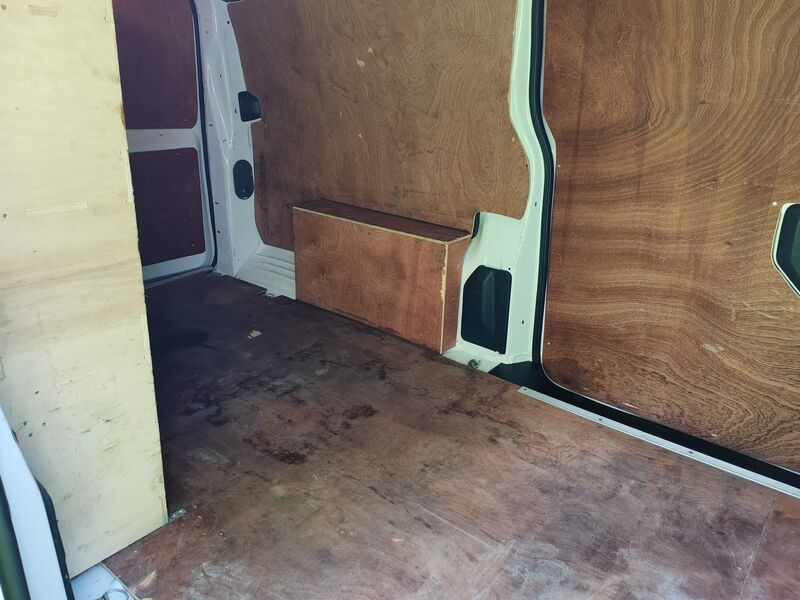VAUXHALL VIVARO