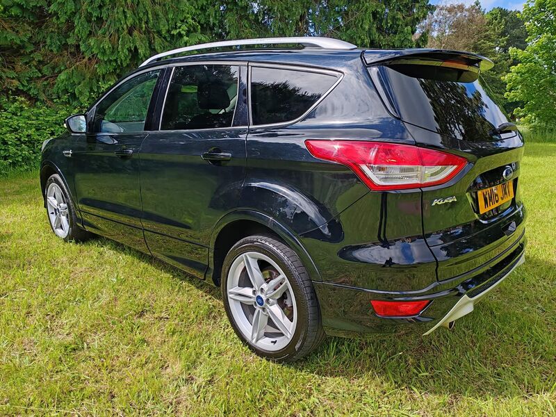 FORD KUGA