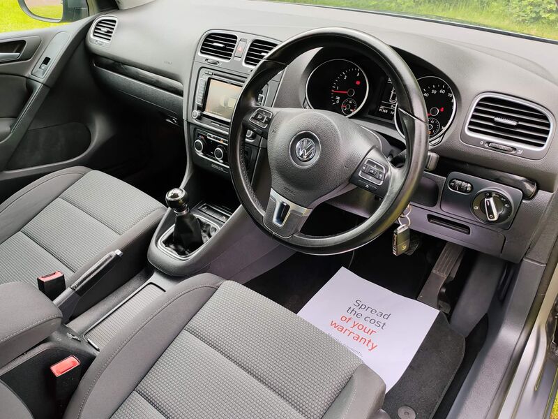 View VOLKSWAGEN GOLF 1.6 TDI Match Euro 5 5dr