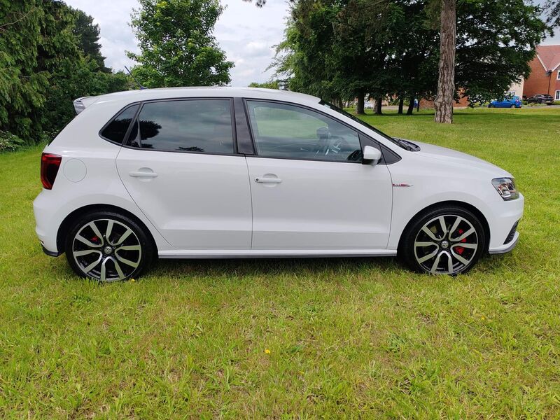 View VOLKSWAGEN POLO 1.8 TSI GTI Euro 6 (s/s) 5dr
