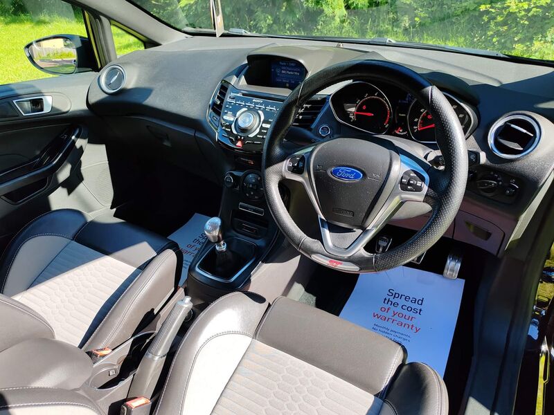FORD FIESTA