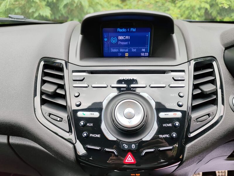 FORD FIESTA