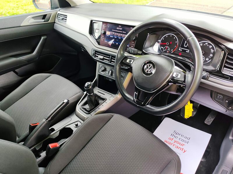 View VOLKSWAGEN POLO 1.0 EVO SE Euro 6 (s/s) 5dr
