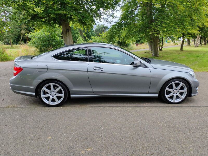 View MERCEDES-BENZ C CLASS 2.1 C250 CDI AMG Sport Edition G-Tronic+ Euro 5 (s/s) 2dr