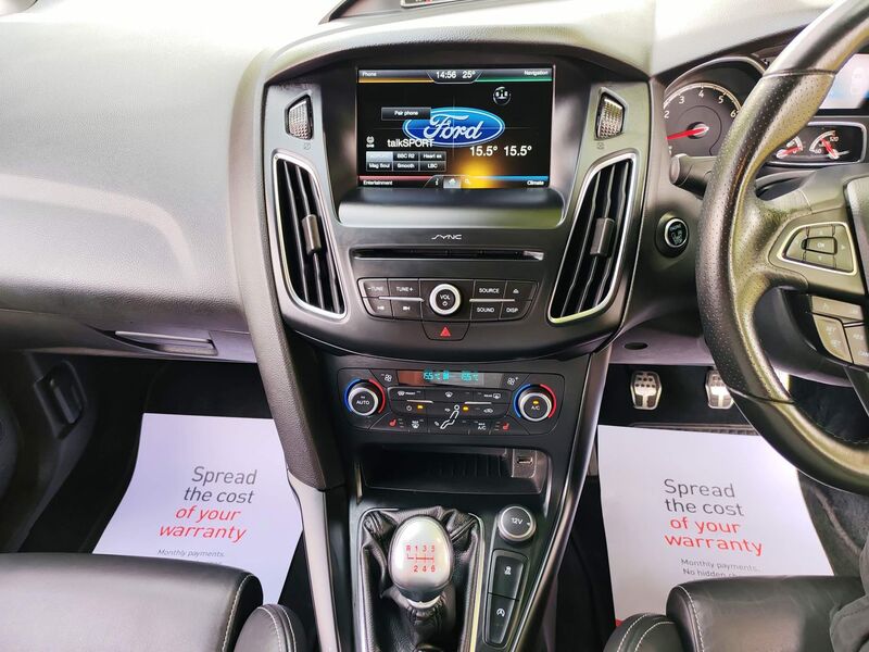 FORD FOCUS