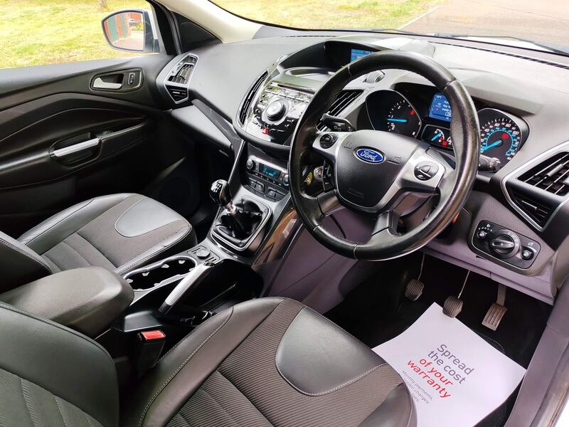 FORD KUGA