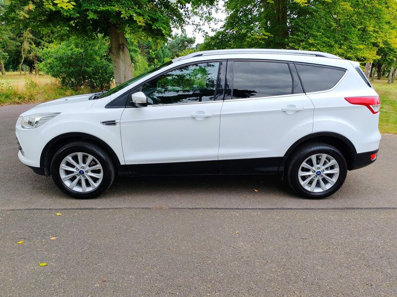 FORD KUGA