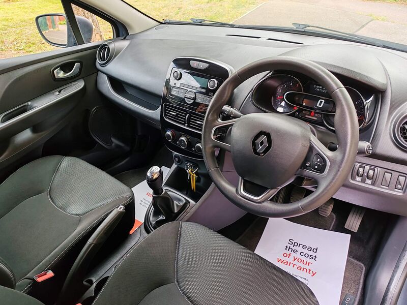 View RENAULT CLIO 1.5 dCi ECO Play Euro 6 (s/s) 5dr