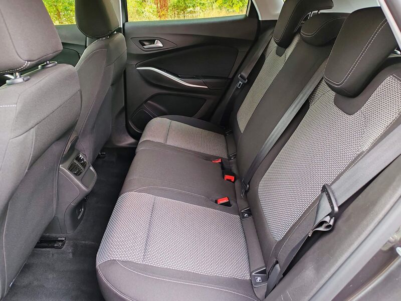 VAUXHALL GRANDLAND X