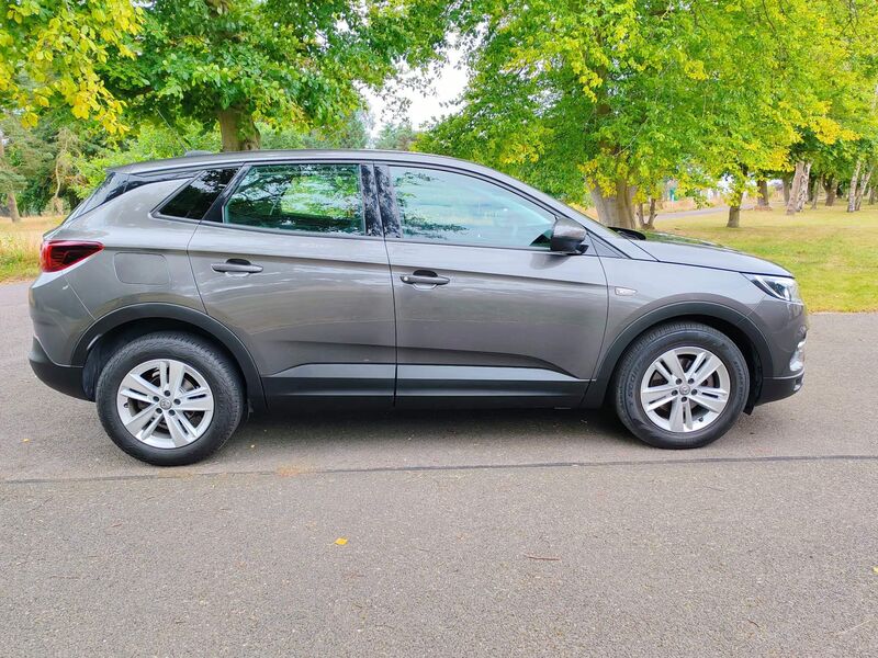 View VAUXHALL GRANDLAND X 1.2 Turbo SE Euro 6 (s/s) 5dr