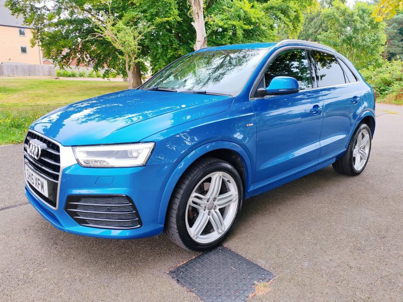 AUDI Q3